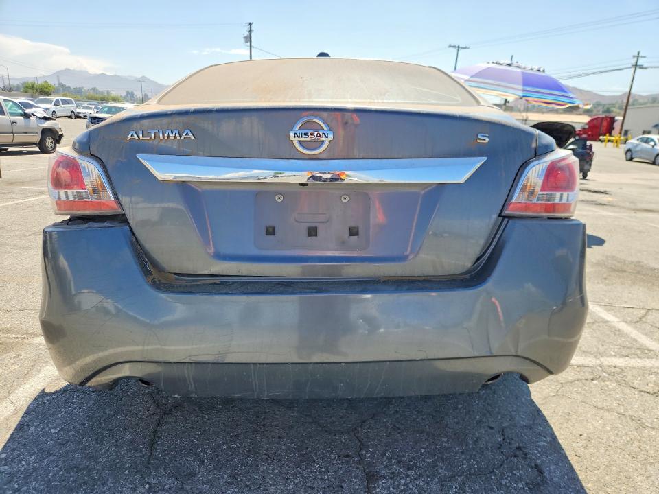 2015 Nissan Altima მანქანა იყიდება აუქციონზე, vin: 1N4AL3AP1FN402782, აუქციონის ნომერი: 70160646