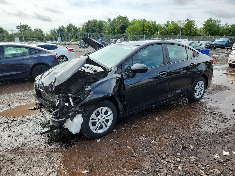 67562876 :رقم المزاد ، 1G1BC5SM2K7147159 vin ، 2019 Chevrolet Cruze مزاد بيع