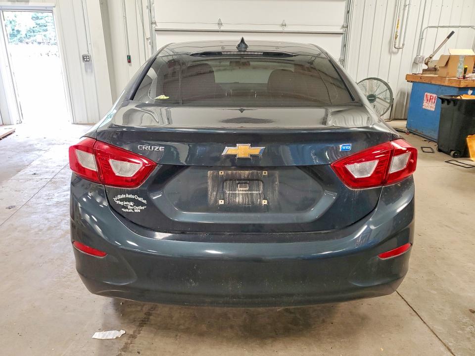 69499516 :رقم المزاد ، 1G1BG5SE6J7211506 vin ، 2018 Chevrolet Cruze مزاد بيع