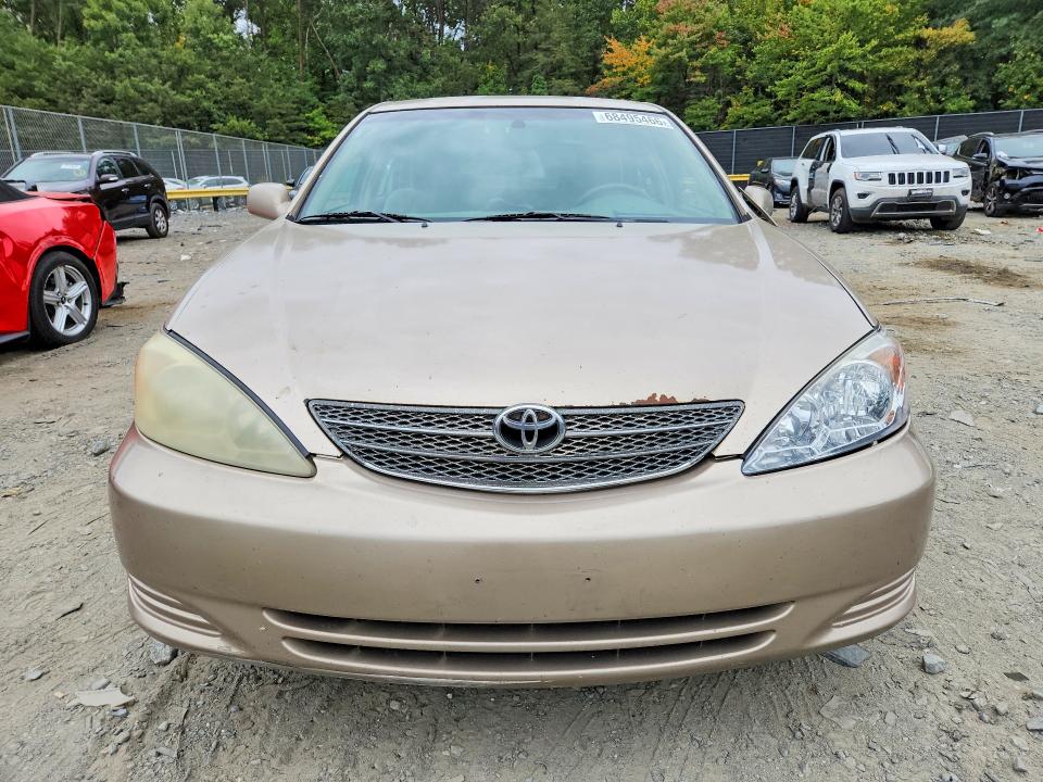 68495466 :رقم المزاد ، 4T1BE30K52U090928 vin ، 2002 Toyota Camry مزاد بيع