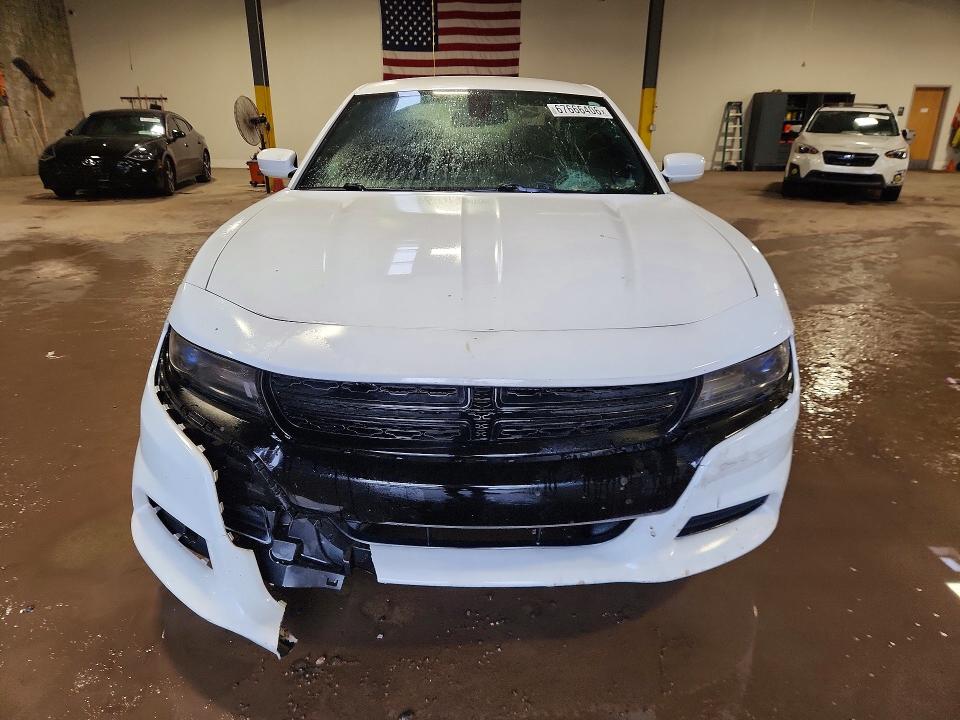 67666406 :رقم المزاد ، 2C3CDXKT9FH806428 vin ، 2015 Dodge Charger مزاد بيع