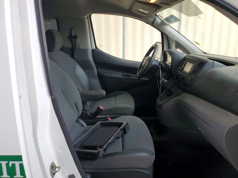 70111086 :رقم المزاد ، 3N6CM0KN2JK697897 vin ، 2018 Nissan Nv200 مزاد بيع