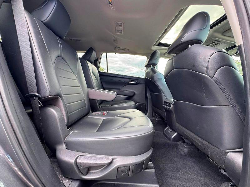 Продажа на аукционе авто 2023 Toyota Highlander, vin: 5TDKDRBH0PS520310, номер лота: 68853746