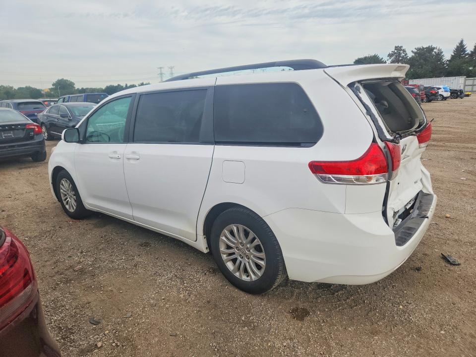 Продажа на аукционе авто 2014 Toyota Sienna, vin: 5TDYK3DC7ES476396, номер лота: 68253786