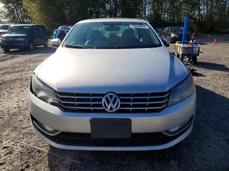2013 Volkswagen Passat მანქანა იყიდება აუქციონზე, vin: 1VWBN7A32DC043011, აუქციონის ნომერი: 70848876
