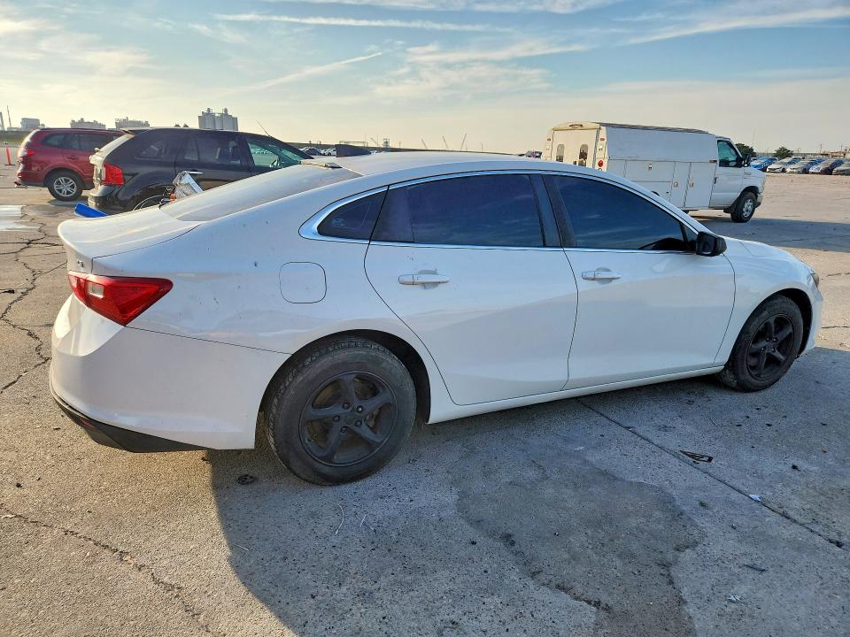 70663996 :رقم المزاد ، 1G1ZC5ST8GF258706 vin ، 2016 Chevrolet Malibu مزاد بيع