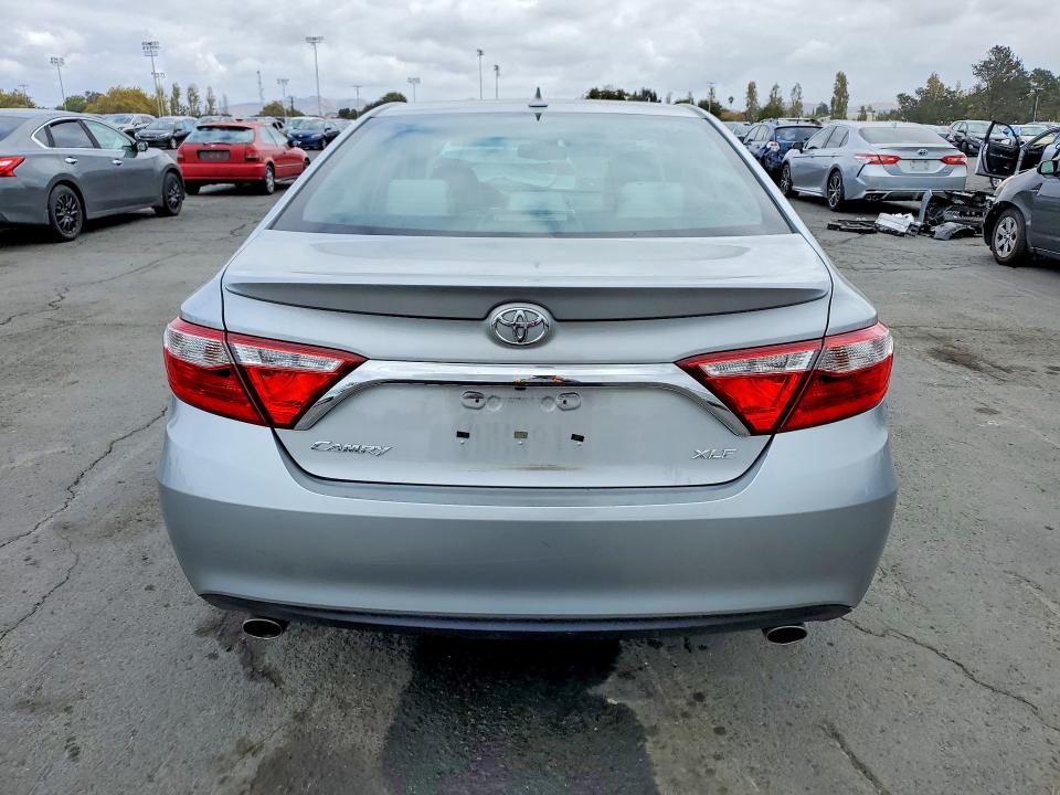 2017 Toyota Camry მანქანა იყიდება აუქციონზე, vin: 4T1BK1FK3HU578773, აუქციონის ნომერი: 69566386