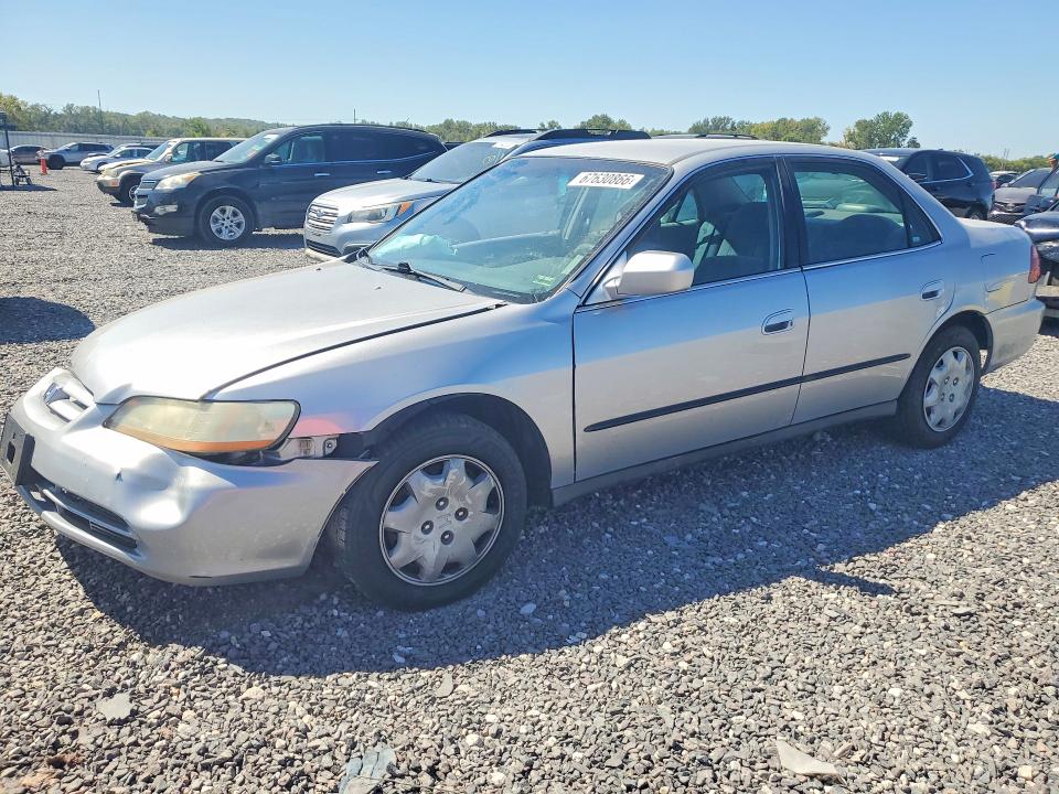 67630866 :رقم المزاد ، 1HGCG5647XA033566 vin ، 1999 Honda Accord مزاد بيع
