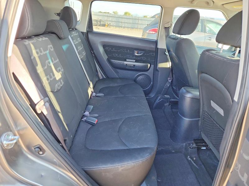 68002736 :رقم المزاد ، KNDJT2A61D7527682 vin ، 2013 Kia Soul مزاد بيع