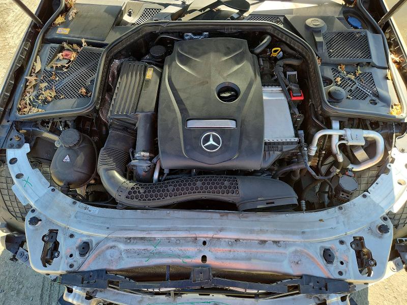 2015 Mercedes-benz C მანქანა იყიდება აუქციონზე, vin: 55SWF4JB3FU046365, აუქციონის ნომერი: 69629386