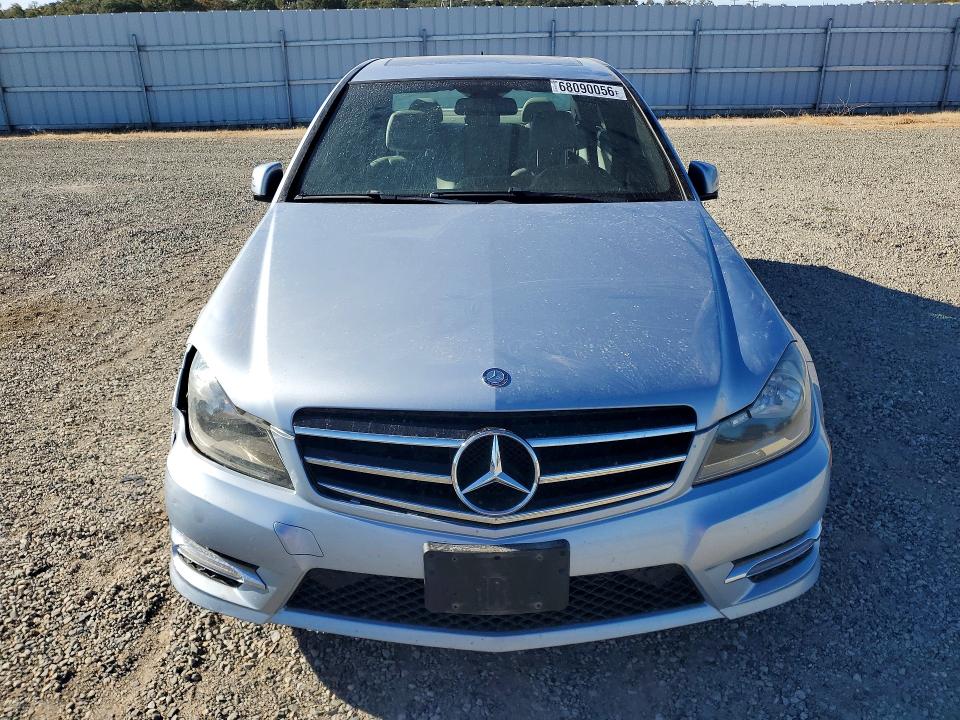 Продаж на аукціоні авто 2014 Mercedes-benz C, vin: WDDGF4HB0EG228157, номер лоту: 68090056