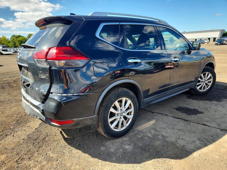 Продаж на аукціоні авто 2017 Nissan Rogue, vin: KNMAT2MV4HP503451, номер лоту: 68959566