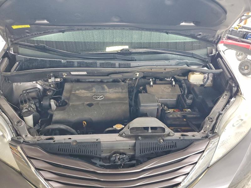 Продажа на аукционе авто 2015 Toyota Sienna, vin: 5TDKK3DC8FS580015, номер лота: 69937836