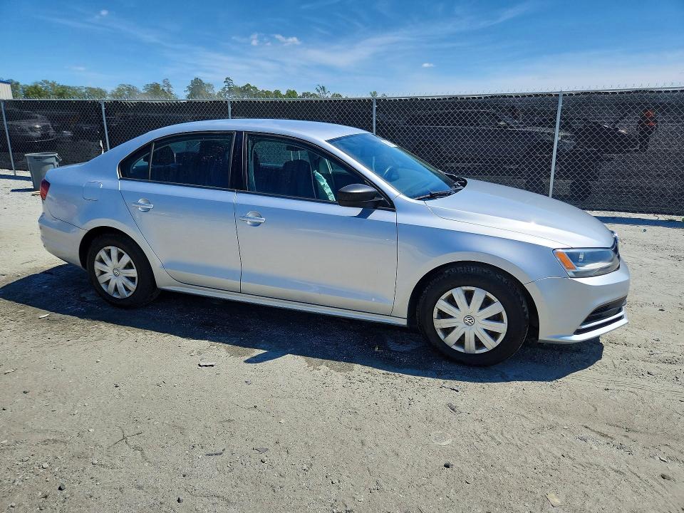 68428016 :رقم المزاد ، 3VW267AJ6GM242920 vin ، 2016 Volkswagen Jetta مزاد بيع