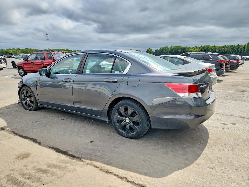 69436636 :رقم المزاد ، 1HGCP26828A133058 vin ، 2008 Honda Accord مزاد بيع
