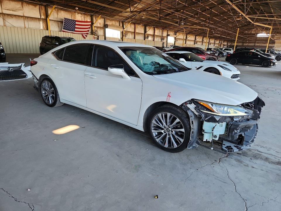Продаж на аукціоні авто 2020 Lexus Es, vin: 58ADZ1B19LU062419, номер лоту: 68690396