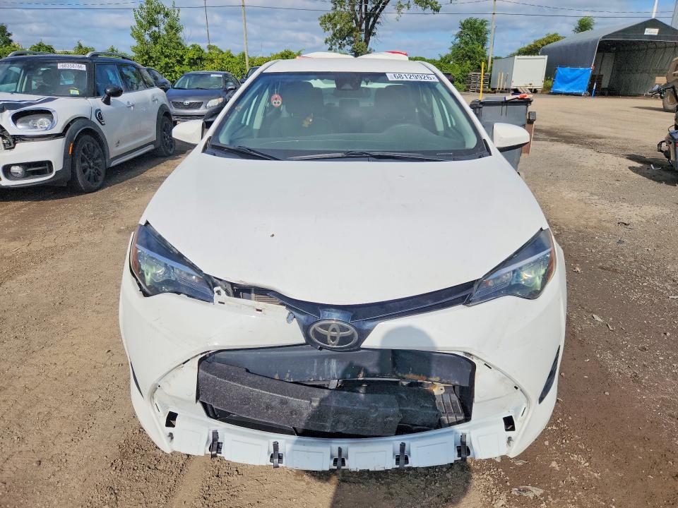 Продажа на аукционе авто 2018 Toyota Corolla, vin: 2T1BURHE7JC123562, номер лота: 68129926