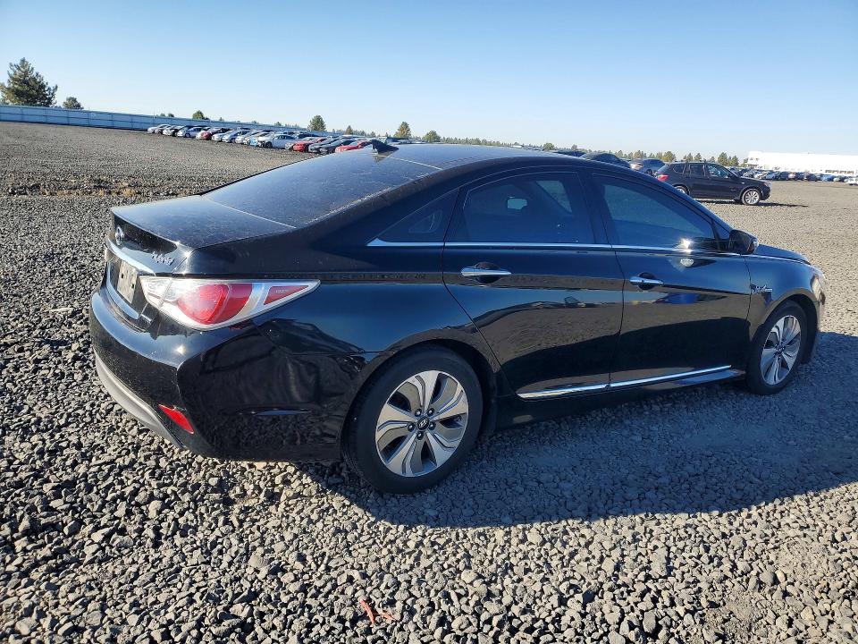2015 Hyundai Sonata Hybrid მანქანა იყიდება აუქციონზე, vin: KMHEC4A49FA123624, აუქციონის ნომერი: 69708886