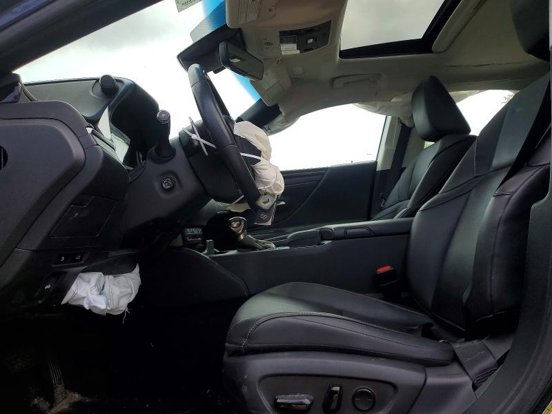 Продажа на аукционе авто 2019 Lexus Es, vin: 58ABZ1B14KU015840, номер лота: 67436806