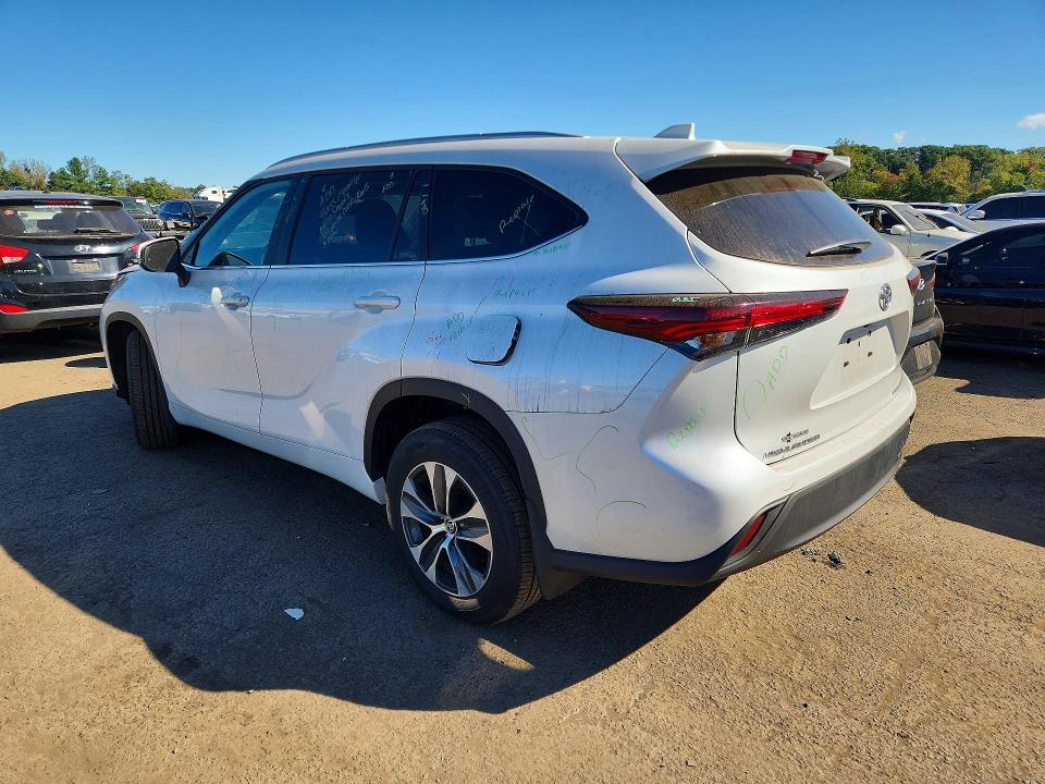 2025 Toyota Highlander მანქანა იყიდება აუქციონზე, vin: 5TDKDRBH4SS586870, აუქციონის ნომერი: 69206496