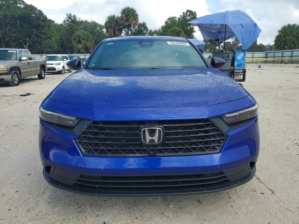 Продажа на аукционе авто 2026 Honda Accord, vin: 1HGCY2F51TA015496, номер лота: 70448006