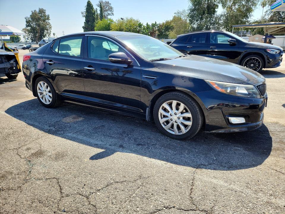 2015 Kia Optima მანქანა იყიდება აუქციონზე, vin: 5XXGN4A75FG395593, აუქციონის ნომერი: 69896516
