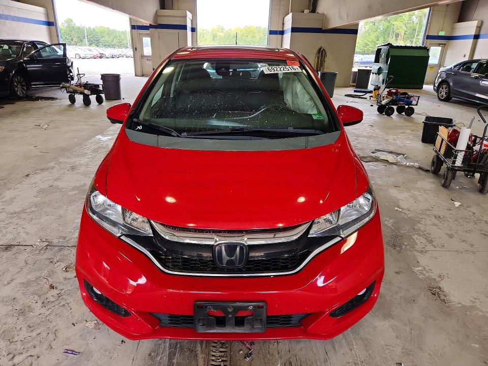 69222516 :رقم المزاد ، 3HGGK5H86JM711122 vin ، 2018 Honda Fit مزاد بيع