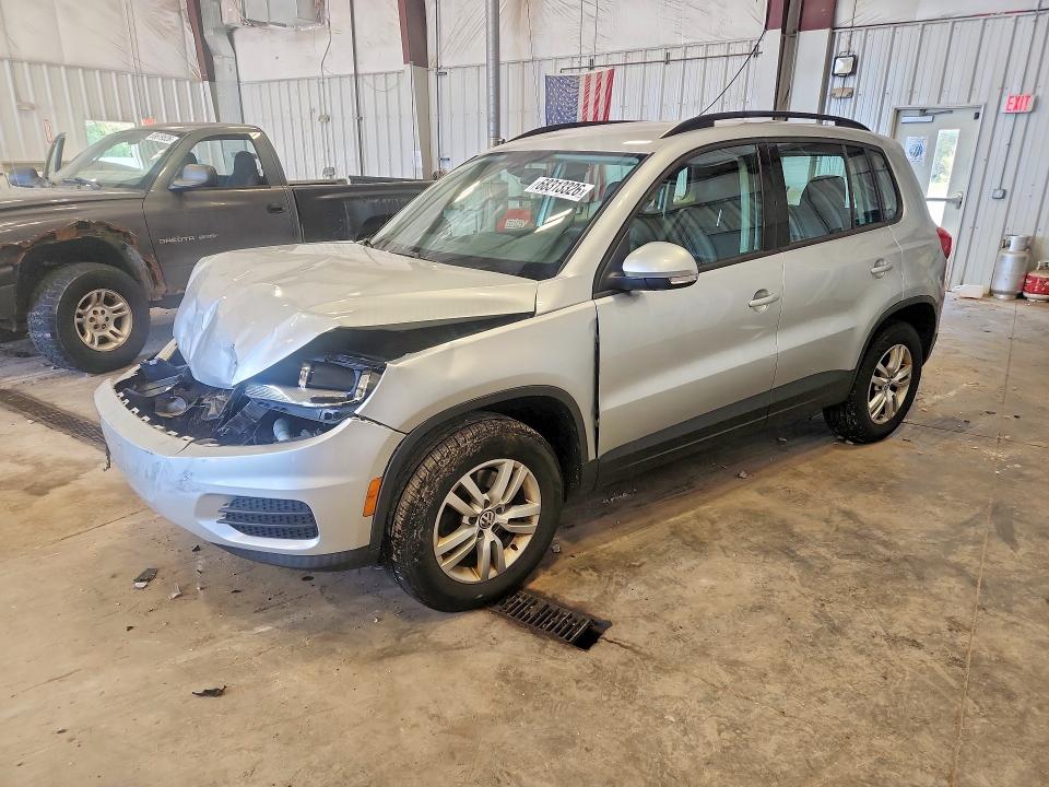 Aukcja sprzedaży 2016 Volkswagen Tiguan, vin: WVGBV7AX0GW009251, numer aukcji: 68313326