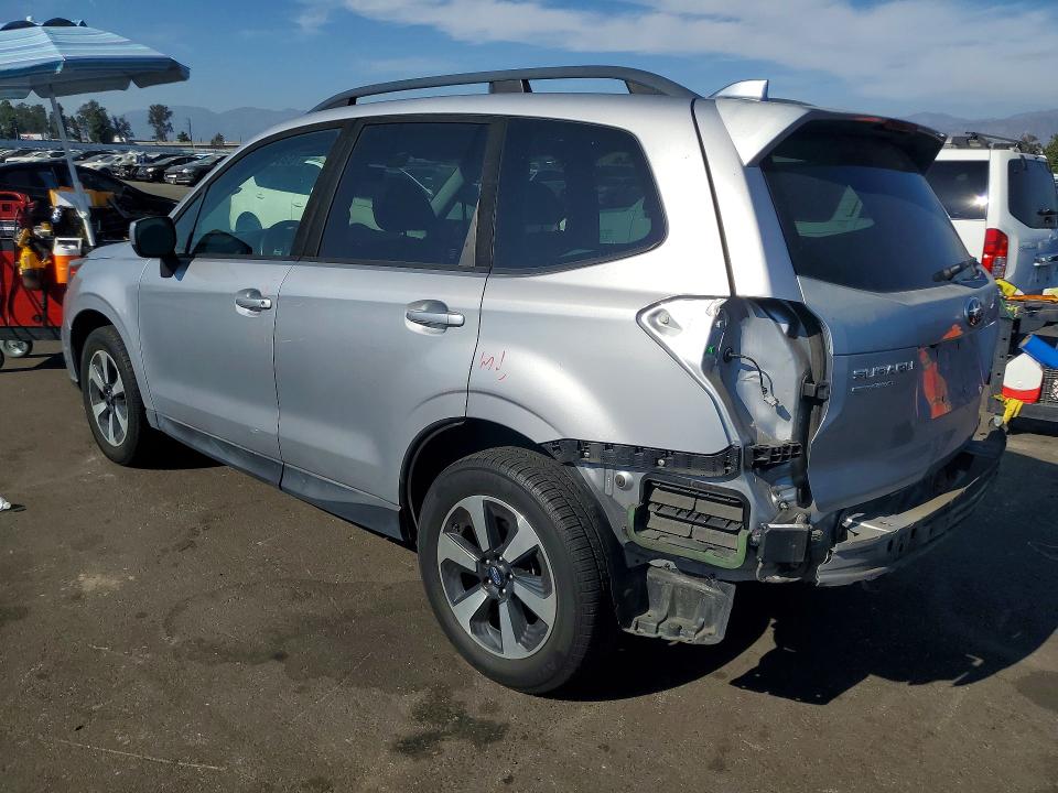 2018 Subaru Forester მანქანა იყიდება აუქციონზე, vin: JF2SJAGC5JH549371, აუქციონის ნომერი: 70304096