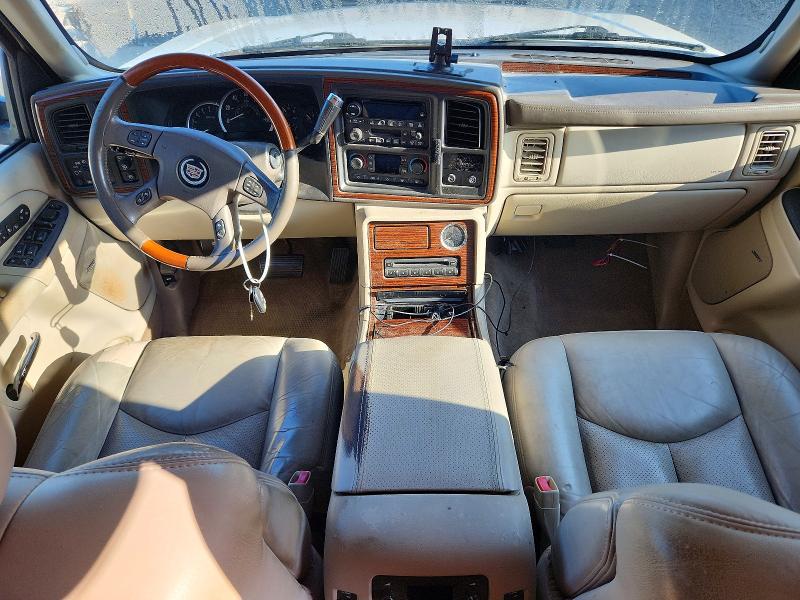 Продажа на аукционе авто 2004 Cadillac Escalade, vin: 3GYFK66N34G123622, номер лота: 69803946