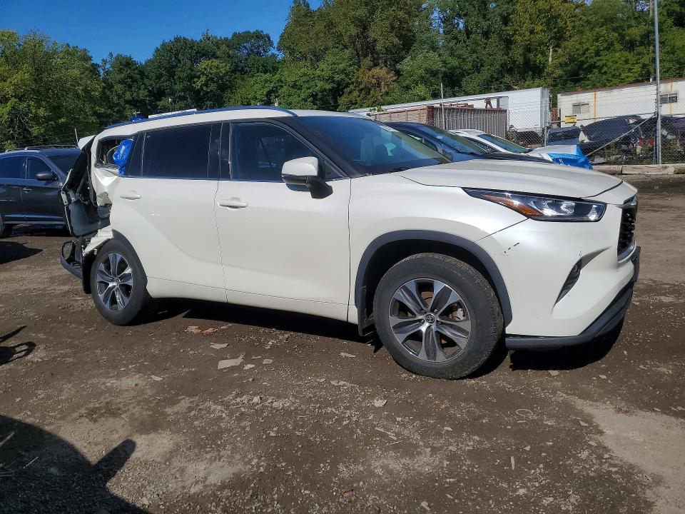 Продаж на аукціоні авто 2020 Toyota Highlander, vin: 5TDHZRBH2LS501697, номер лоту: 70247916