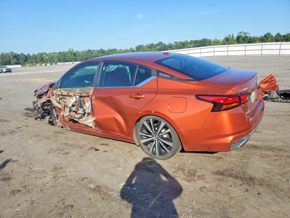 69229956 :رقم المزاد ، 1N4BL4CV7KC187825 vin ، 2019 Nissan Altima مزاد بيع