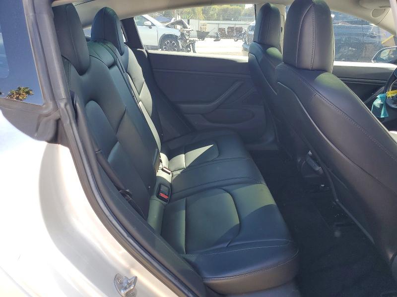 2018 Tesla Model 3 მანქანა იყიდება აუქციონზე, vin: 5YJ3E1EAXJF011001, აუქციონის ნომერი: 70746116