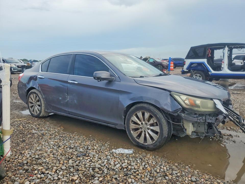 2015 Honda Accord მანქანა იყიდება აუქციონზე, vin: 1HGCR2F82FA126523, აუქციონის ნომერი: 68163056