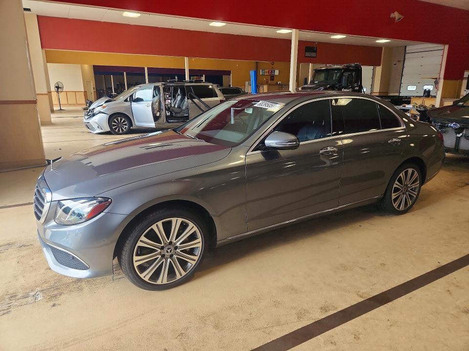 Auction sale of the 2018 Mercedes-benz E, vin: WDDZF6GB2JA425205, lot number: 68395056