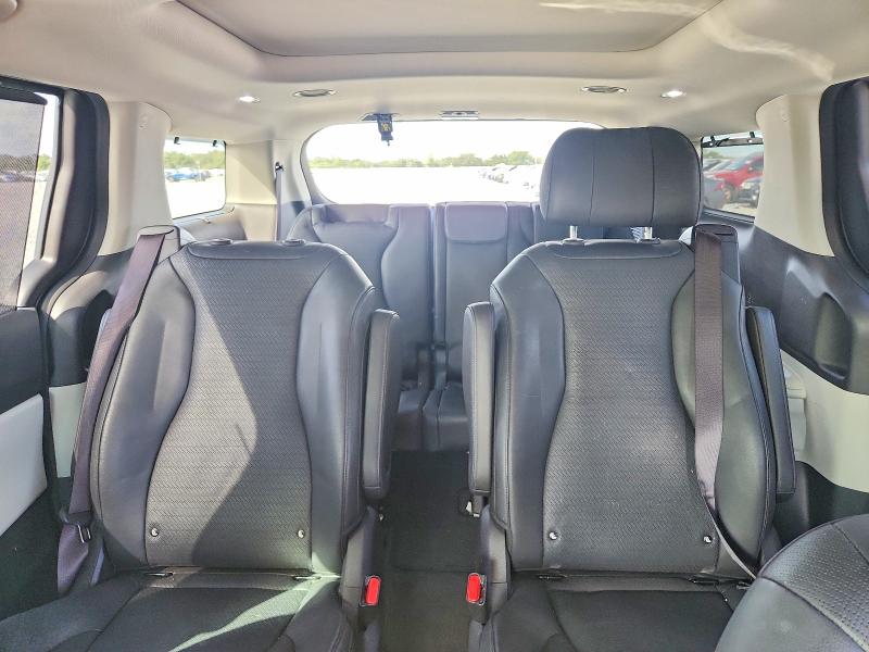 Aukcja sprzedaży 2024 Kia Carnival, vin: KNDNE5H31R6395643, numer aukcji: 70774666