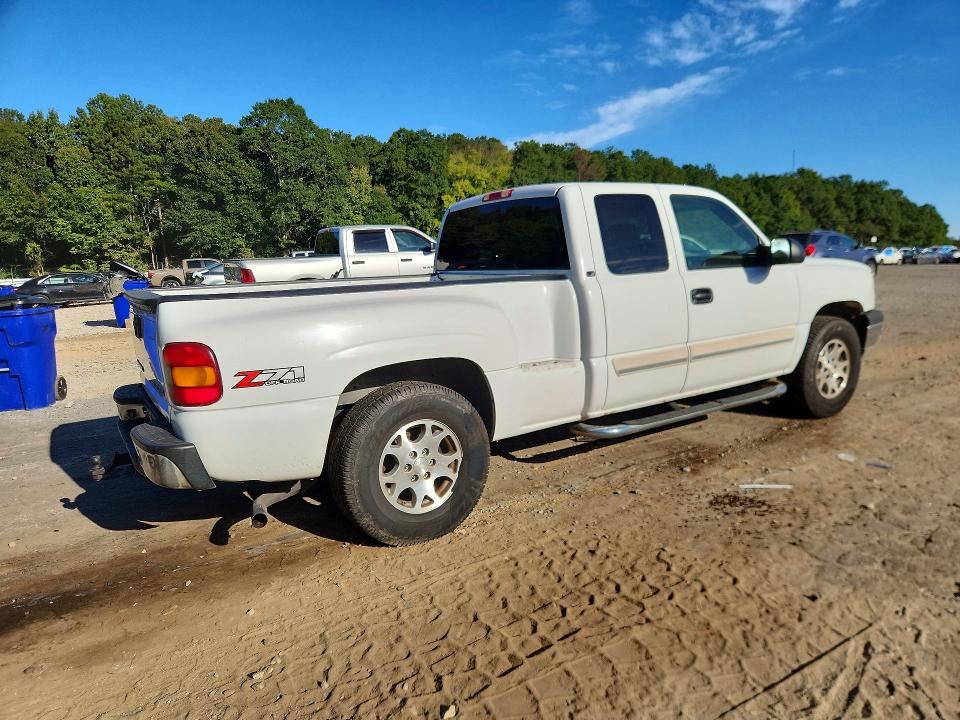 70267656 :رقم المزاد ، 1GCEK19T73Z325330 vin ، 2003 Chevrolet Silverado مزاد بيع