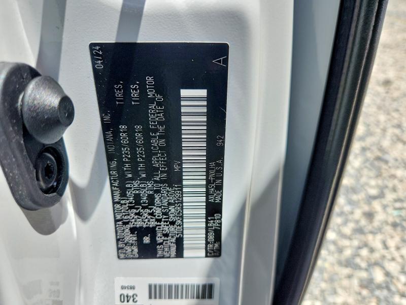 Продажа на аукционе авто 2024 Toyota Sienna, vin: 5TDESKFC5RS129911, номер лота: 68165726
