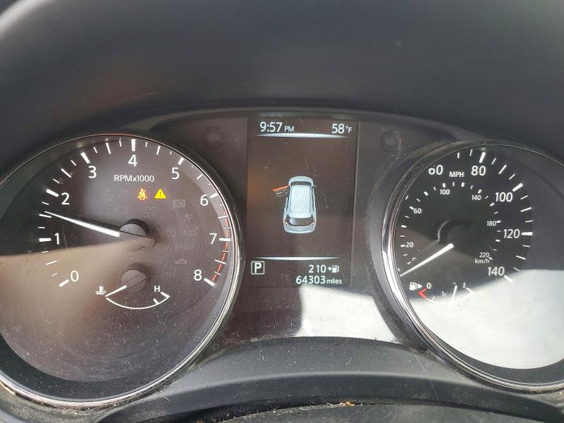 Продаж на аукціоні авто 2017 Nissan Rogue, vin: JN8AT2MV4HW266101, номер лоту: 70233846