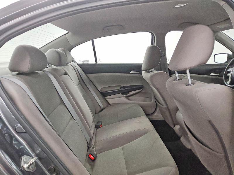 70364906 :رقم المزاد ، 1HGCP2F32CA235411 vin ، 2012 Honda Accord مزاد بيع