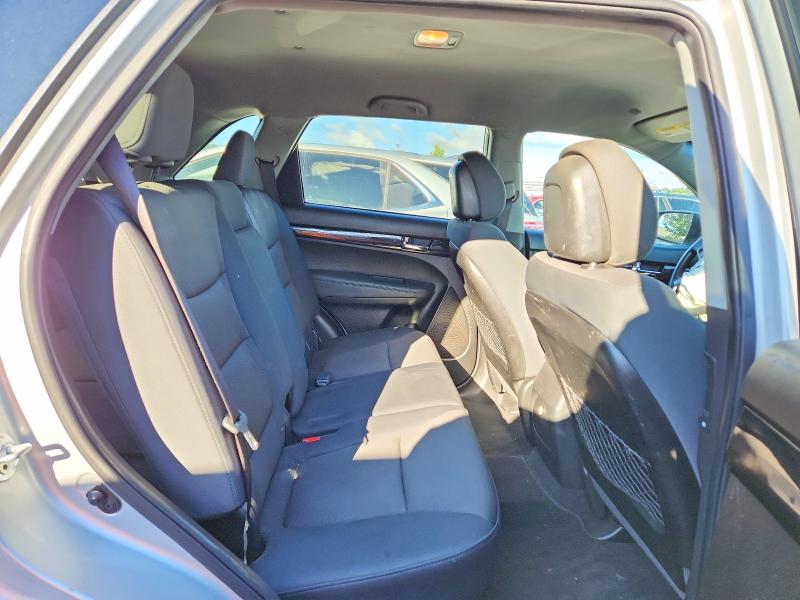 68570456 :رقم المزاد ، 5XYKTDA23CG287064 vin ، 2012 Kia Sorento مزاد بيع