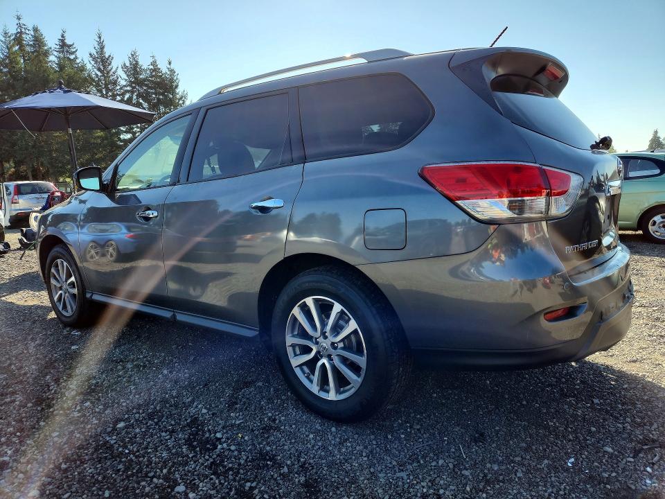 2015 Nissan Pathfinder მანქანა იყიდება აუქციონზე, vin: 5N1AR2MN9FC619016, აუქციონის ნომერი: 69285666