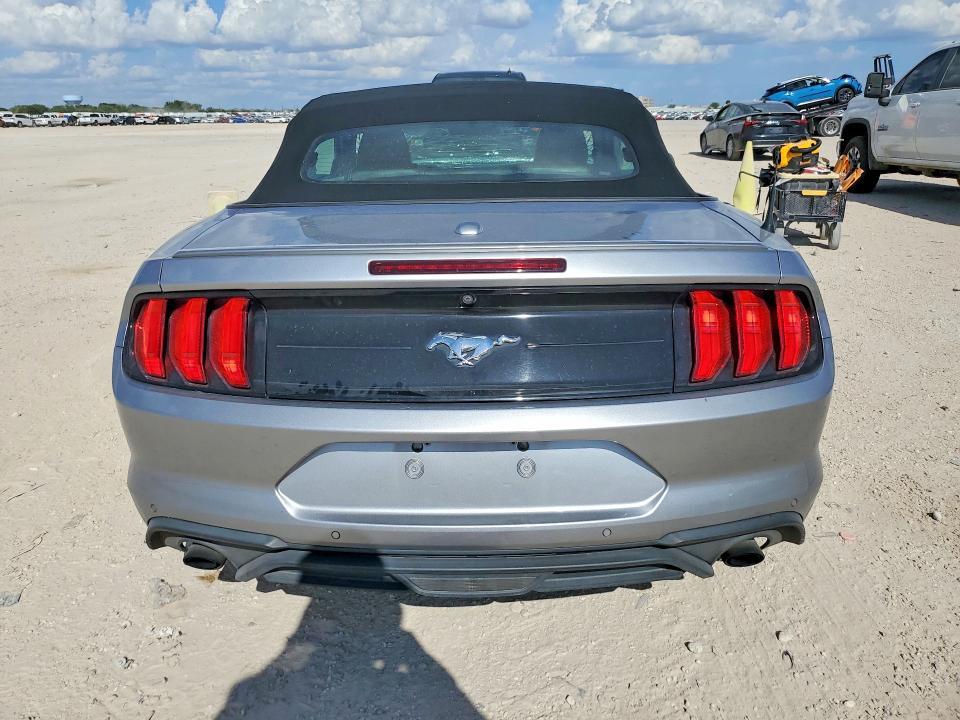 68972826 :رقم المزاد ، 1FATP8UH2N5101189 vin ، 2022 Ford Mustang مزاد بيع
