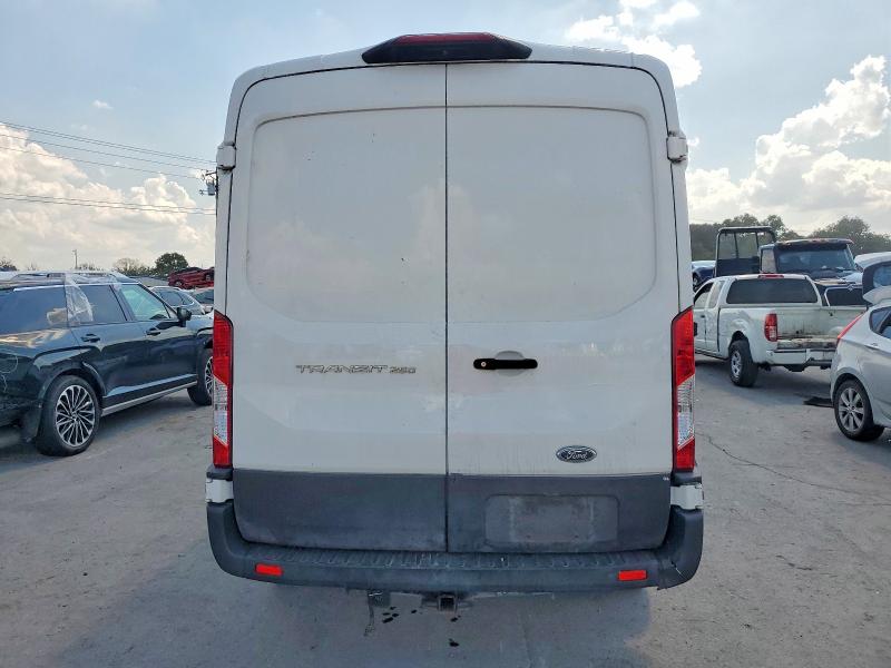 69555366 :رقم المزاد ، 1FTBR1C8XMKA19185 vin ، 2021 Ford Transit مزاد بيع