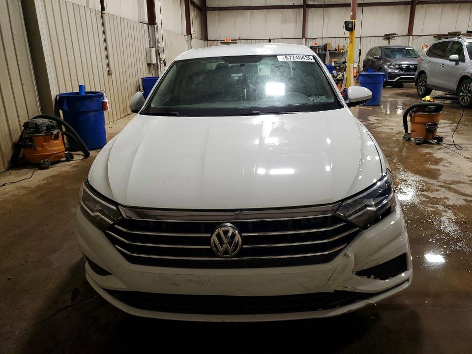 67240436 :رقم المزاد ، 3VWC57BU1LM081984 vin ، 2020 Volkswagen Jetta مزاد بيع