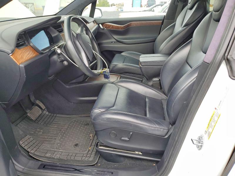 Продажа на аукционе авто 2018 Tesla Model X, vin: 5YJXCAE20JF104660, номер лота: 67744316