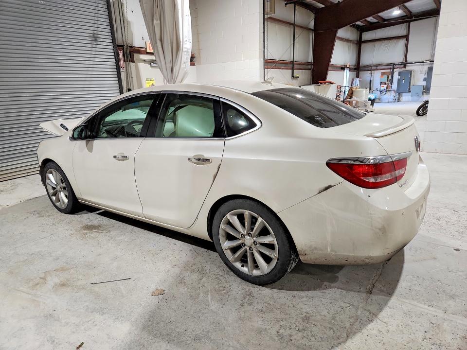 70240136 :رقم المزاد ، 1G4PR5SKXC4137360 vin ، 2012 Buick Verano مزاد بيع