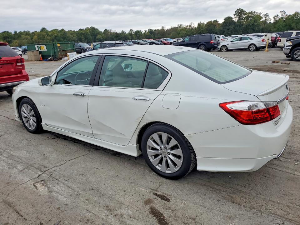 70883746 :رقم المزاد ، 1HGCR2F82DA083654 vin ، 2013 Honda Accord مزاد بيع