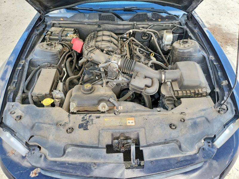 69412936 :رقم المزاد ، 1ZVBP8AM5C5205631 vin ، 2012 Ford Mustang مزاد بيع