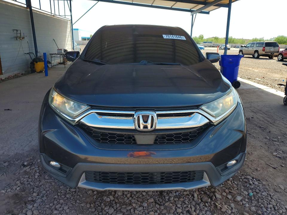 70141846 :رقم المزاد ، 7FARW1H5XJE055977 vin ، 2018 Honda Cr-v مزاد بيع